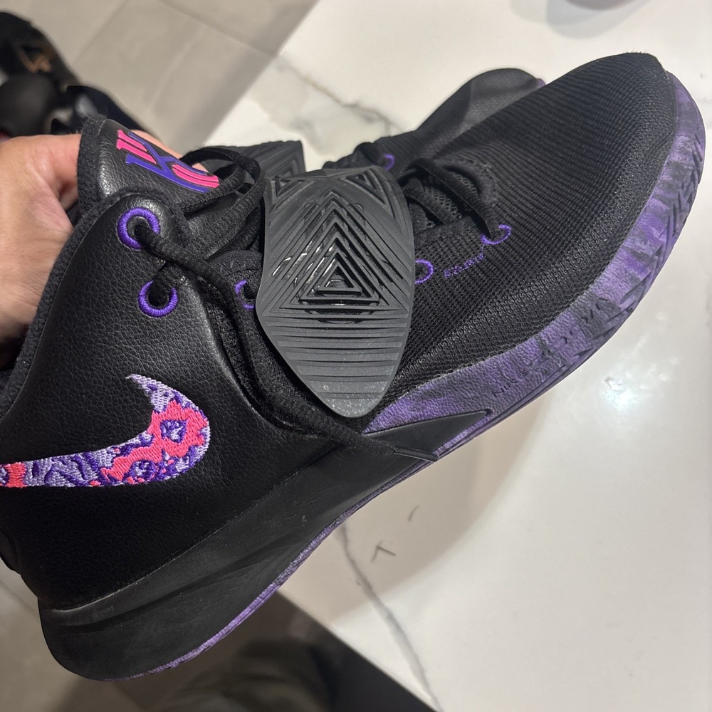 Size 13 - Nike Kyrie Flytrap 3 EP Fierce Purple